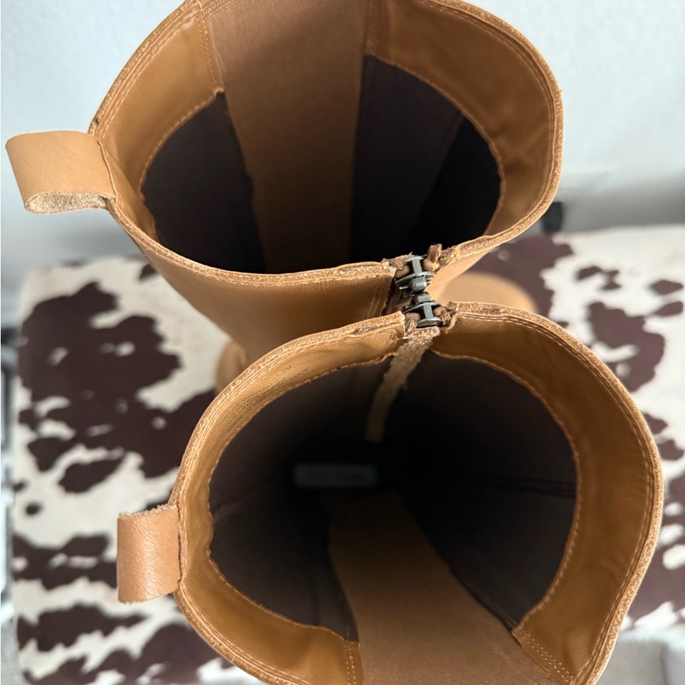 SOLD ON DEPOP Steve Madden Lug Sole Platform Boots - Picture 5 of 10